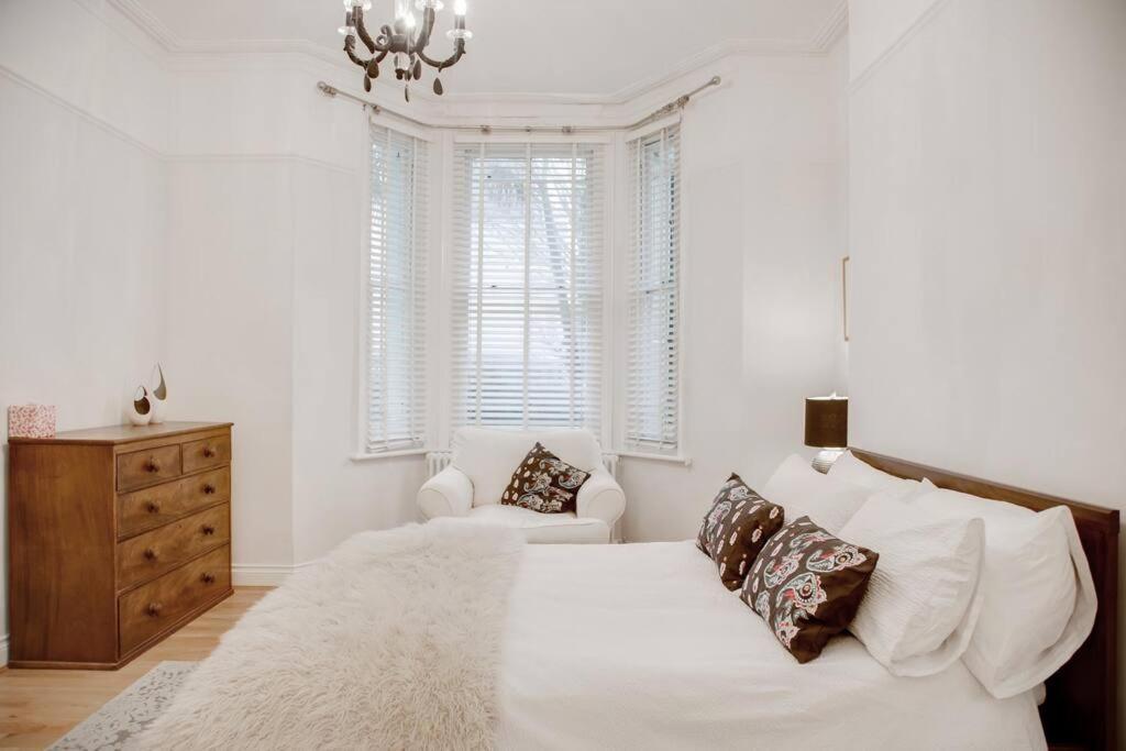 Princes Villa - Large Fully Self Contained Flat, 5 Minutes From The Sea Hastings Buitenkant foto