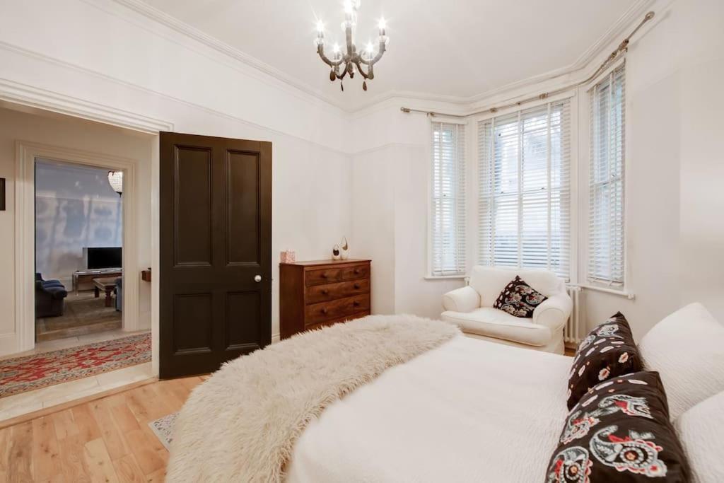 Princes Villa - Large Fully Self Contained Flat, 5 Minutes From The Sea Hastings Buitenkant foto