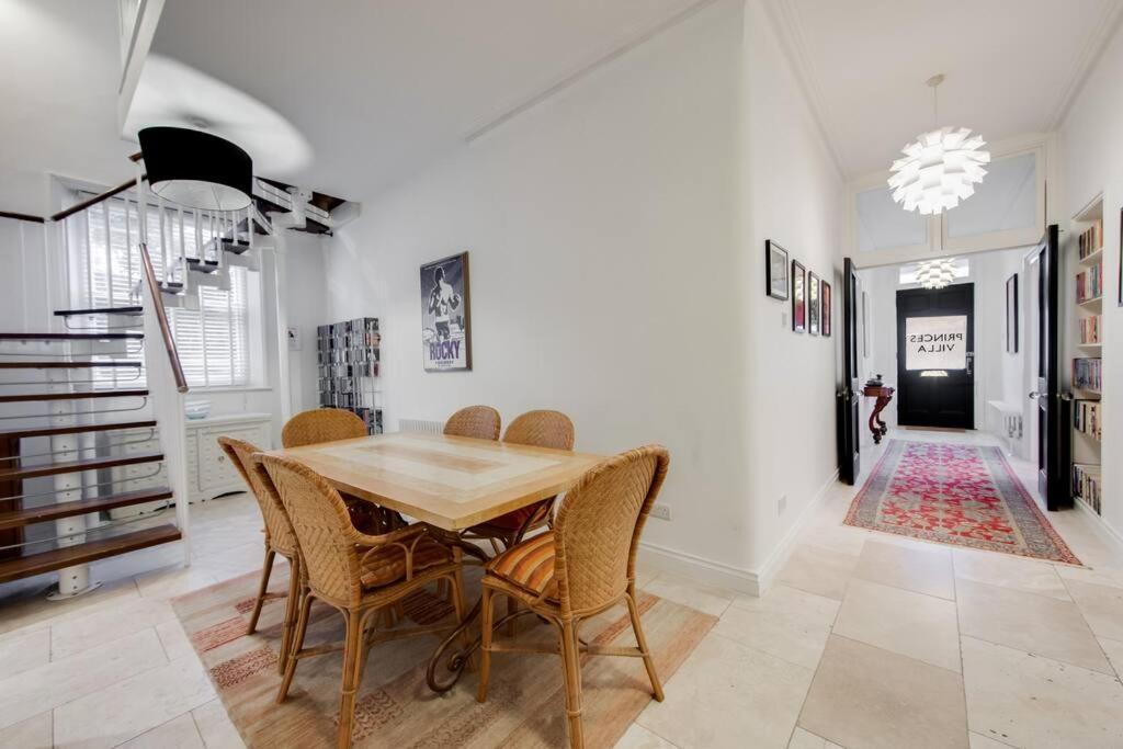 Princes Villa - Large Fully Self Contained Flat, 5 Minutes From The Sea Hastings Buitenkant foto